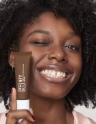 3INA The Tinted Moisturizer crema hidratanta si tonifianta SPF 30 culoare 677 30 ml