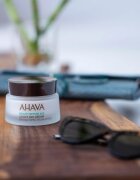 Ahava Beauty Before Age crema cu efect de lifting lumineaza si catifeleaza pielea SPF 20 50 ml