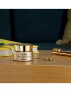 Ahava Osmoter™ Skin-Responsive cremă iluminatoare împotriva cearcănelor și a pungilor de sub ochi 15 ml