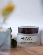 Ahava Time To Revitalize crema de zi de intinerire antirid 50 ml