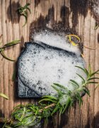 Almara Soap Natural Black As My Soul Sapun natural pentru ten gras si problematic 90 g