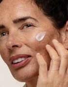Antipodes Jasmine Flower Menopause Facial Cream crema calmanta impotriva luminii pentru ten matur 60 ml