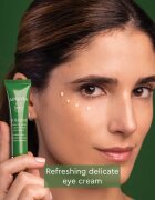 Apivita Bee Radiant Eye Cream cremă de ochi corectoare pentru cearcăne și riduri 15 m