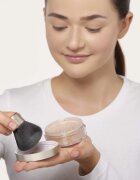 Artdeco Pure Minerals Powder Foundation pensula pentru machiaj pudra minerala 1 buc