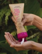 Aveda Cherry Almond Softening Conditioner balsam profund hrănitor pentru un par stralucitor si catifelat 1000 ml