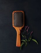 Aveda Wooden Paddle Brush perie din lemn pentru păr 1 buc
