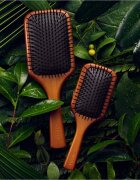 Aveda Wooden Paddle Brush perie din lemn pentru păr 1 buc