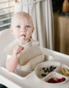 BabyOno Siilicone Plate 6m+ farfurie compartimentată cu ventuză Beige 1 buc