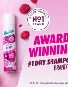 Batiste Blush Flirty Floral șampon uscat pentru volum și strălucire 200 ml