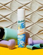 Batiste Fresh Breezy Citrus șampon uscat pentru toate tipurile de păr mix de culori 200 ml