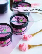 Beauty Jar Cherry Pie exfoliant din zahar de buze 120 g