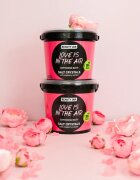 Beauty Jar Love Is In The Air saruri de baie pentru piele neteda si delicata 1200 g