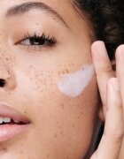 Bobbi Brown Hydrating Face Cream cremă hidratantă pentru toate tipurile de ten 50 g