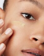 Bobbi Brown Vitamin Enriched Eye Base crema de ochi hidratanta cu vitamina B3 B5 B6 si B12 15 ml