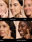Bobbi Brown Weightless Skin Foundation SPF 15 Mini machiaj matifiant de lungă durată cu efect de hidratare culoare Golden 13 ml