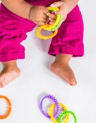 Bright Starts Lots of Links jucărie pentru dentiție 0 m+ 24 buc
