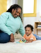Bright Starts Winnie the Pooh Busy Bear jucărie cu activități 1 buc