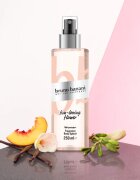 Bruno Banani Woman Fun-Loving Flower spray de corp racoritor pentru femei 250 ml