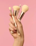 BrushArt Basic Brush set set perii machiaj 4 buc
