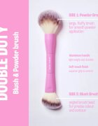 BrushArt Double Duty Blush & Powder brush pensulă pentru fard de obraz și pentru pudră fata-verso 1 buc