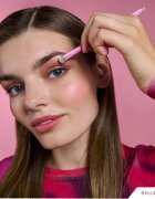 BrushArt Double Duty Eyeliner & Eyeshadow brush pensulă pentru farduri de ochi și pentru eyeliner fata-verso 1 buc