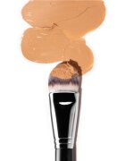 BrushArt Professional B1 Flat foundation brush pensula pentru aplicarea produselor cu consistenta lichida sau cremoasa B1 1 buc