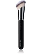 BrushArt Professional B11 Angled foundation brush pensula pentru machiaj B11 1 buc