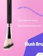 BrushArt Professional B4 Blush brush pensula pentru aplicare fard obraz B4 1 buc