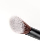 Brushworks Back Comb Brush pensula pentru corector tip NO. 25 1 buc