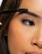 Brushworks Double Ended Brow Brush And Spoolie perie de sprâncene cu două capete NO. 22 1 buc