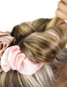 Brushworks Heatless Curling Scrunchie elastic pentru încrețirea părului 1 buc
