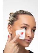 Brushworks Triangular Powder Puff Duo aplicator spumă asupra machiajului