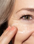 BusyB Sophie Shine Eye Ceram crema de ochi iluminatoare 15 ml