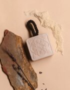 Castelbel Lavender Chamomile săpun solid cu efect de exfoliere 150 g