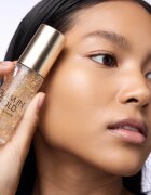 Catrice Glam In Gold Hydrating Primer baza hidratantă de machiaj cu aur de 24 de karate culoare 010 Oh My Goldness 30 ml