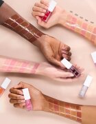 Catrice Glossin' Glow Tinted Lip Oil balsam de buze colorat cu efect de hidratare culoare 070 Make A Move 4 ml