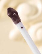Catrice Hollyglazing lip gloss culoare C02 Under the Mistle-tint 2.7 ml