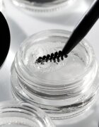 Catrice Lift & Laminate Brow Tool perie pentru sprâncene 1 buc
