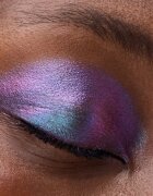 Catrice Prismatic Shift Eyeshadow fard ochi cu efect multicromatic culoare 030 Midnight Wave 1 g