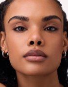 Catrice Soft Melt Liquid To Powder lichid fard ochi cu efect matifiant culoare 040 Toasted Mocha 3.4 ml