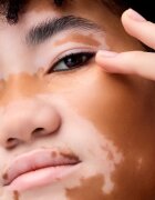 Catrice Under Eye Brightener iluminator impotriva pungilor de sub ochi culoare 020 Warm Nude 4.2 g