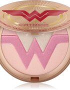 Catrice Wonder Woman Pudra compacta ce ofera luminozitate 8 g