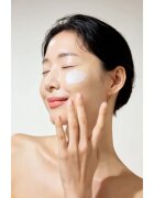 celimax Pore+Dark Spot Brightening Care Suncream cremă iluminatoare cu protecție solară SPF 50+ 50 ml