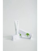 celimax The Real Noni Crema nutritiva si calmanta pentru pielea sensibila predispusa la roseata 50 ml