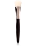 Charlotte Tilbury Magic Complexion Brush pensula plata pentru machiaj 1 buc