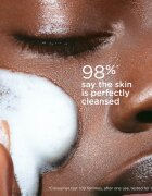 Clarins Cleansing Gentle Renewing Cleansing Mousse demachiant spumant delicat pentru toate tipurile de ten 150 ml