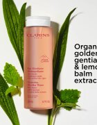 Clarins Cleansing Micellar Water apa pentru curatare cu particule micele pentru piele sensibilă 200 ml
