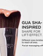 Clarins Double Serum Foundation Brush pensula pentru machiaj 1 buc
