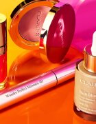Clarins Lip Comfort Oil Limited Edition ulei pentru buze cu efect de hidratare culoare 21 joyful yellow 7 ml