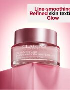 Clarins Multi-Active Day Cream All Skin Types cremă pentru netezirea și strălucirea pielii pentru toate tipurile de ten 50 ml